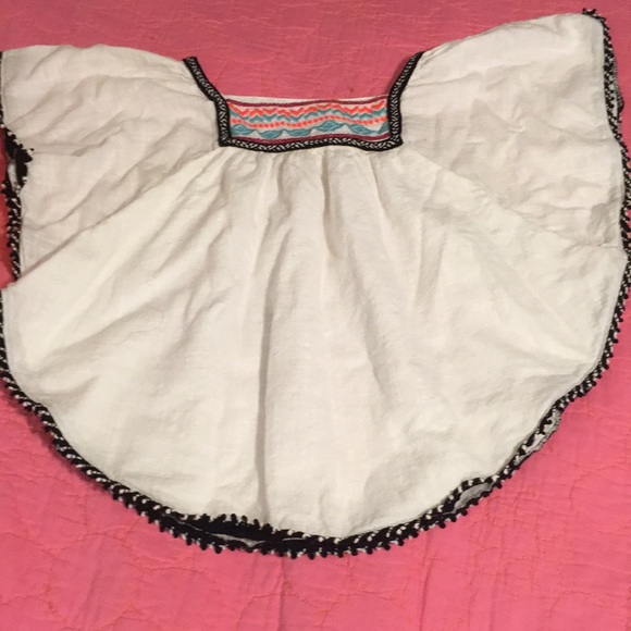 Poncho - Picture 1 of 1